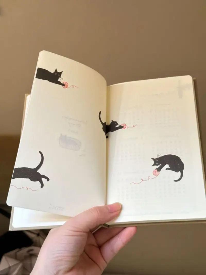 1pc 2025 Cycle Plan B6 Cute Black Cat Design Linen Notebook - Image 2